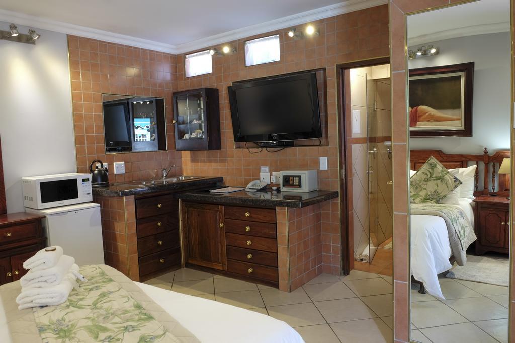 Waterkloof Guest House Pretoria-Noord Buitenkant foto